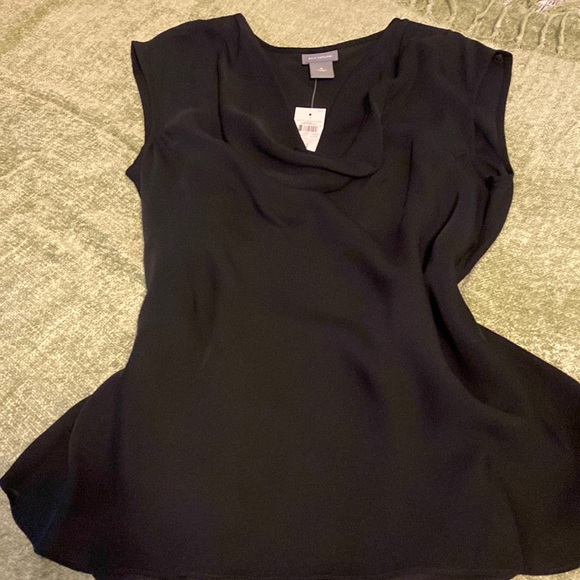 Ann Taylor Tops - Ann Taylor scoop neck sheer top with liner